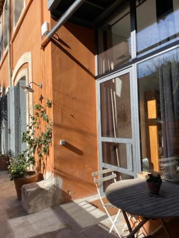 Un Oasis Au Coeur De La Vieille Ville, Classe 4 Etoiles Μονπελιέ Εξωτερικό φωτογραφία
