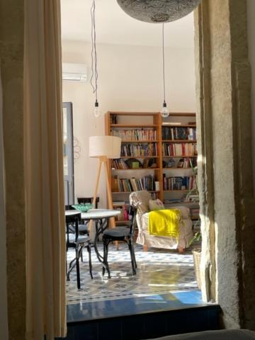 Un Oasis Au Coeur De La Vieille Ville, Classe 4 Etoiles Μονπελιέ Εξωτερικό φωτογραφία